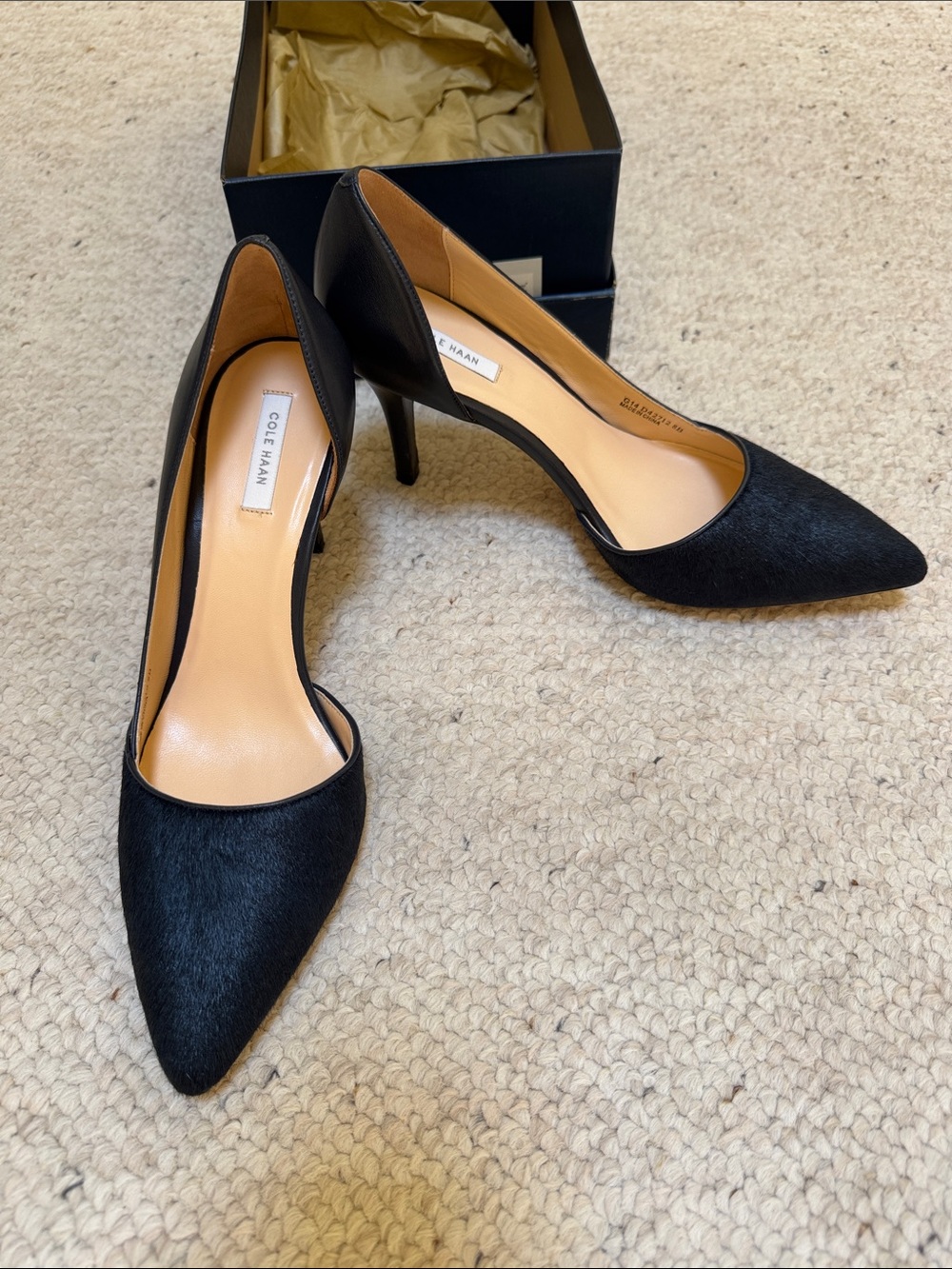 Cole Haan D’Orsay/Highline Pumps Deep Navy w/ beautifully faux-fur textured toe - Picture 3 of 6
